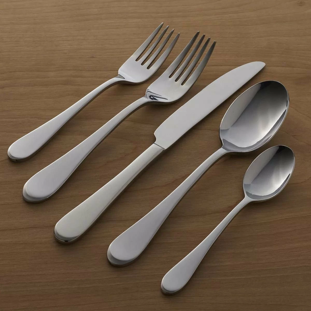 Oneida 18/0 Stainless Steel 45-Piece Flatware Set | Icarus - Image 4