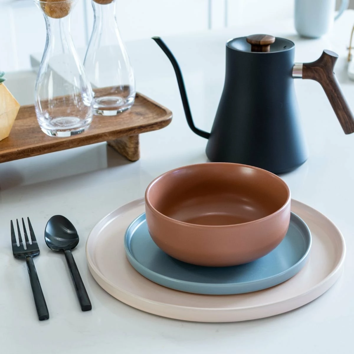 Everything Kitchens Modern Flat 12-Piece Dinnerware Set | Soft Pink, Dusty Blue, Terracotta - Image 5
