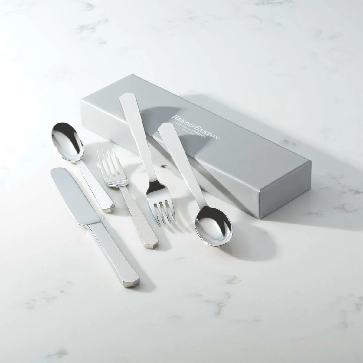 Reed & Barton 20-Piece Flatware Set | Marteau - Image 3